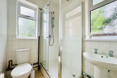 5 bed house, Harlaxton Drive, Lenton, Nottingham, NG71JE - Image 10